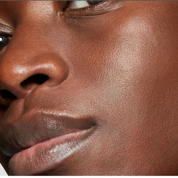 Bobbi BrownBronzing Powder - Picture 3 of 5